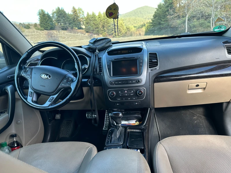 Kia Sorento, снимка 10 - Автомобили и джипове - 47803199