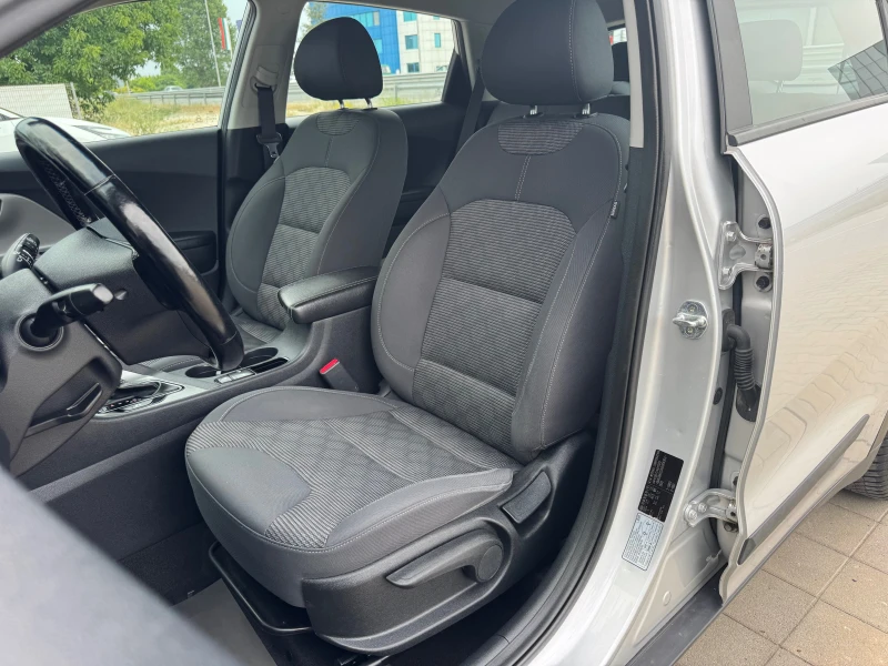 Kia Niro HYBRID-PREMIUM--ПОДГРЕВ-С.КНИЖКА-LANE-ASIST, снимка 10 - Автомобили и джипове - 48728873