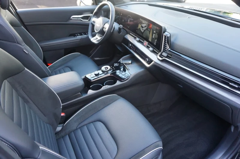 Kia Sportage 1.6PHEV/265HP/GT-LINE/PANO/MEMO/AWD/360/LED/491g, снимка 13 - Автомобили и джипове - 52166565