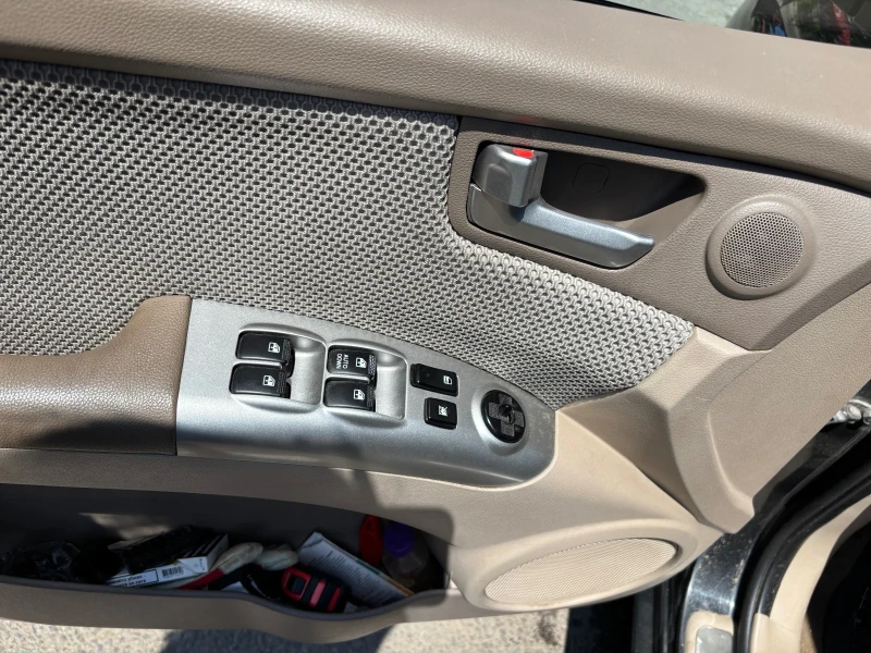 Kia Sportage, снимка 8 - Автомобили и джипове - 52311528