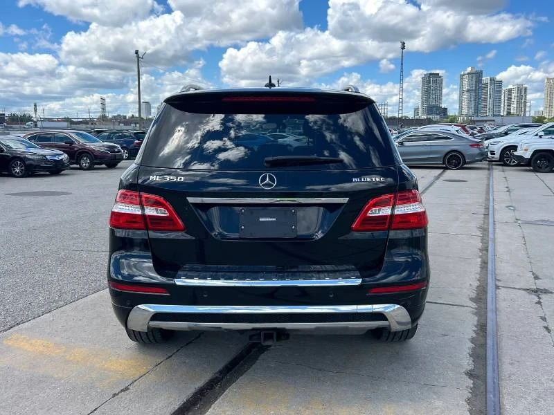 Mercedes-Benz ML 350 * BlueTec * ПОДГРЕВИ * 2 КЛЮЧА * PANO , снимка 5 - Автомобили и джипове - 54983571