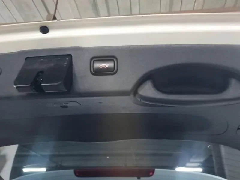 Kia Sorento 2.2 4Wd Number One Edition - САМО 30% АВАНС!, снимка 5 - Автомобили и джипове - 55474395
