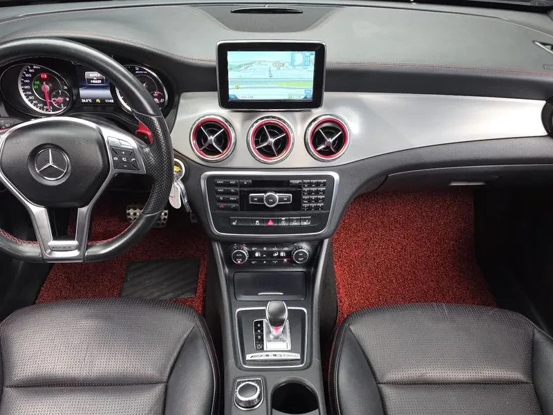 Mercedes-Benz GLA X156 Gla45 Amg 4Matic, снимка 7 - Автомобили и джипове - 56293117