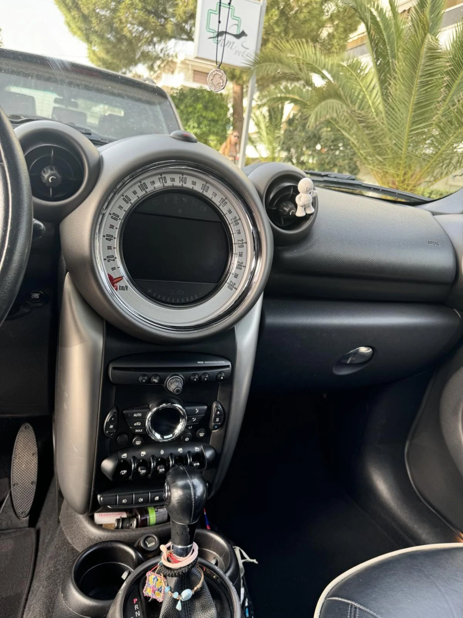 Mini Countryman SUV - изображение 9