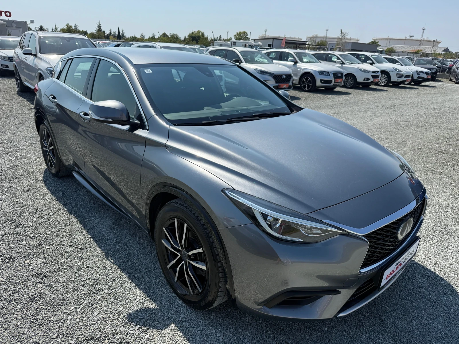 Infiniti Q30 (KATO НОВА) - изображение 3