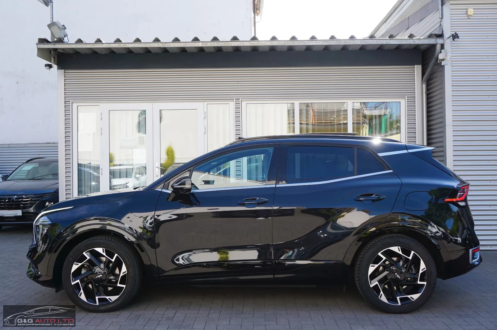 Kia Sportage 1.6PHEV/265HP/GT-LINE/PANO/MEMO/AWD/360/LED/491g - изображение 3