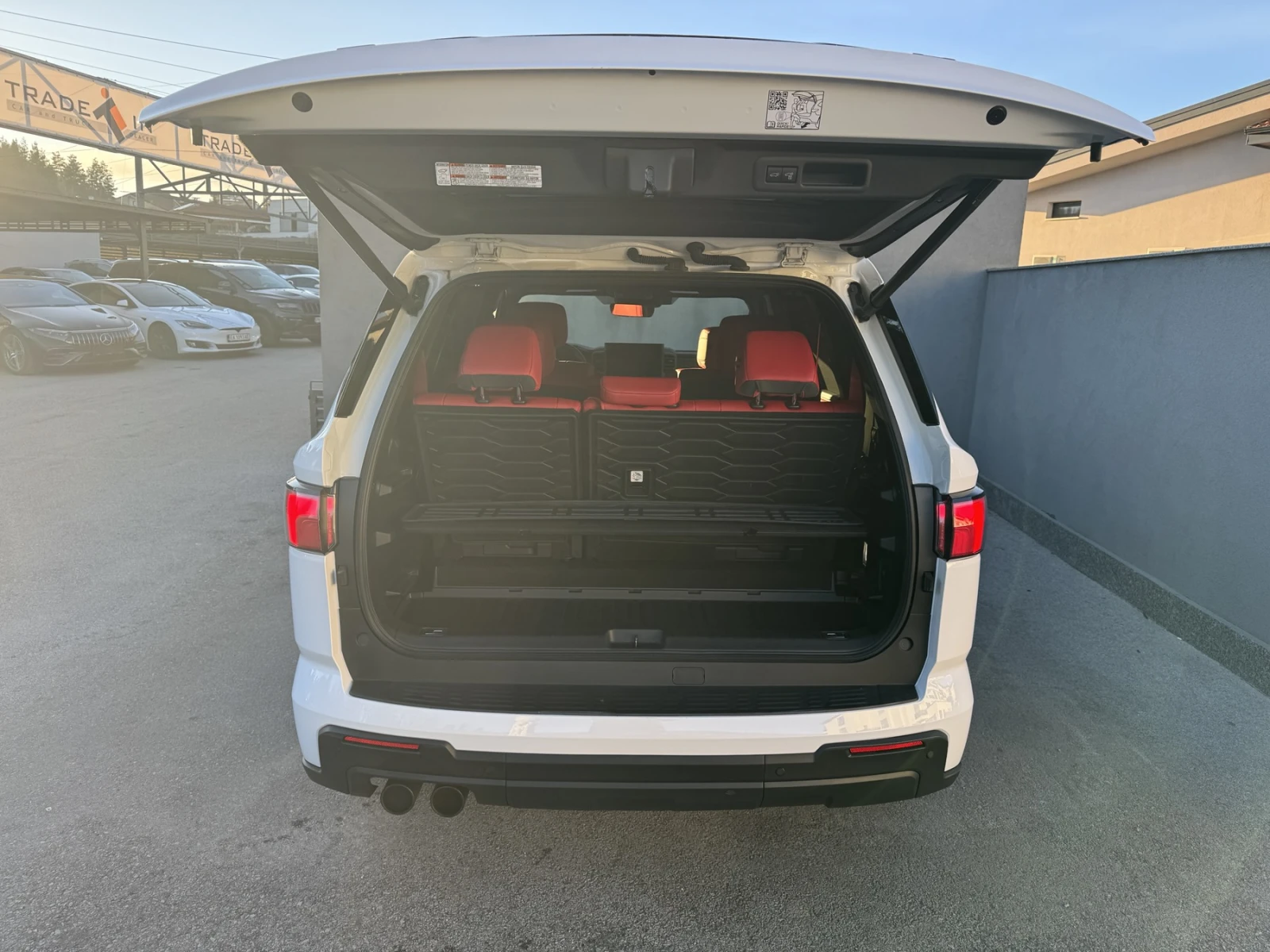 Toyota Sequoia TRD PRO 3.5L V6 i-FORCE MAX - изображение 8