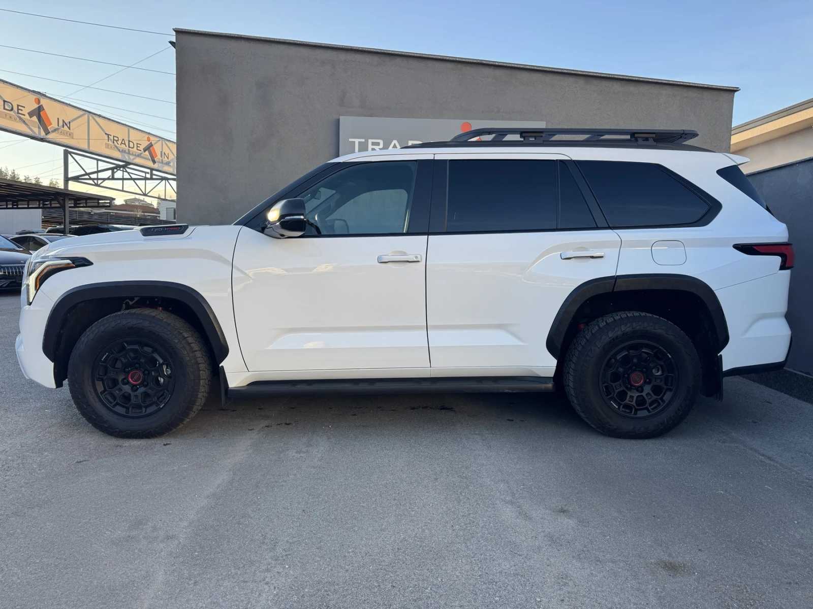 Toyota Sequoia TRD PRO 3.5L V6 i-FORCE MAX - изображение 7