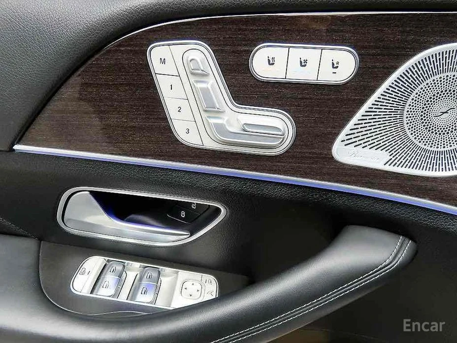 Mercedes-Benz GLE 400, снимка 13 - Автомобили и джипове - 53825077