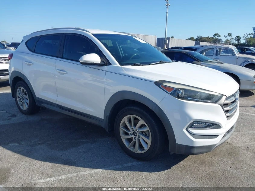 Hyundai Tucson 1.6L I-4 DI, DOHC, VVT, TURBO, 175HP Front Wheel