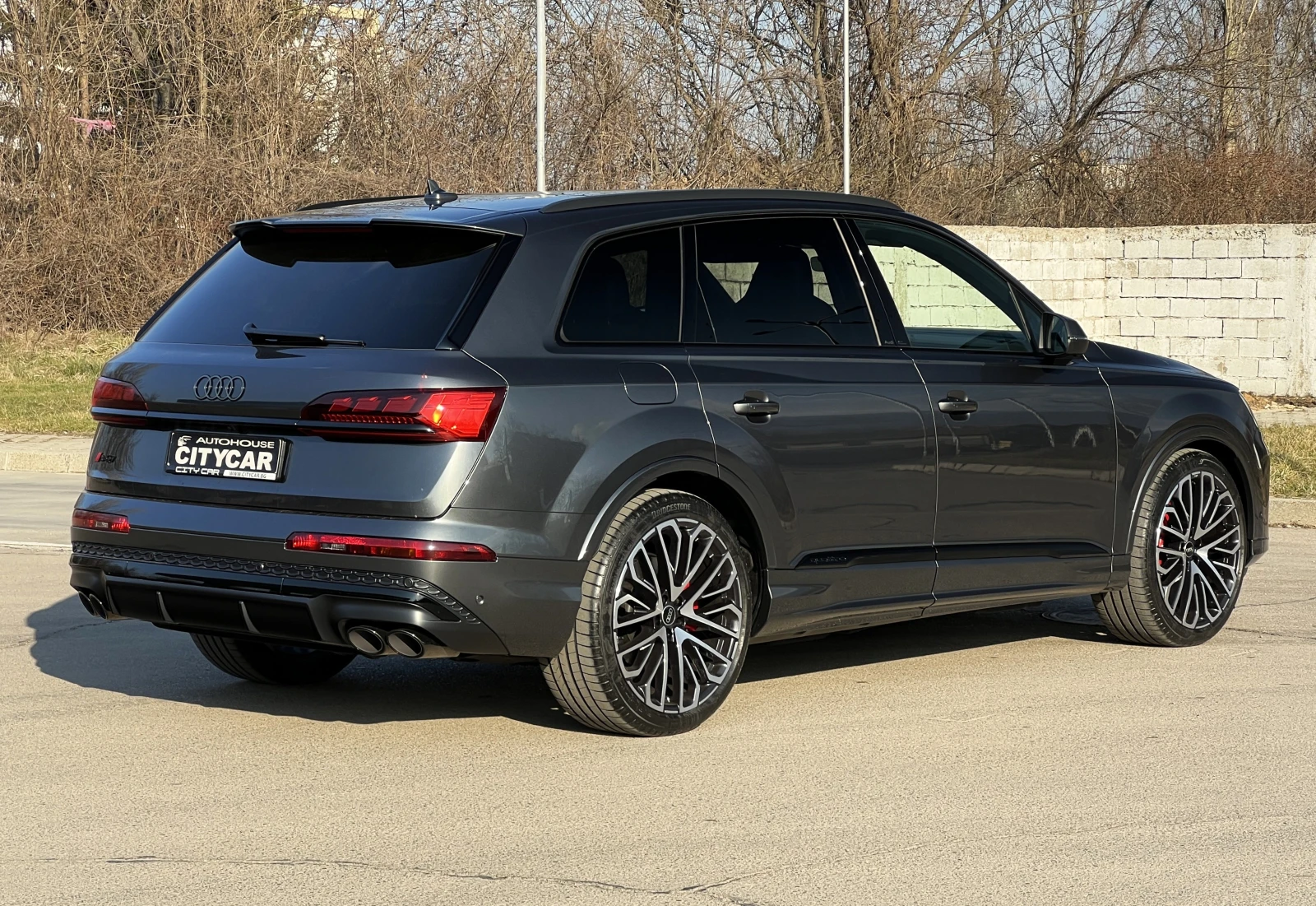Audi SQ7 TFSI/FACELIFT/B&O/MATRIX/HEAD UP/B&O/PANO/7-МЕСТЕН, снимка 6 - Автомобили и джипове - 53864600