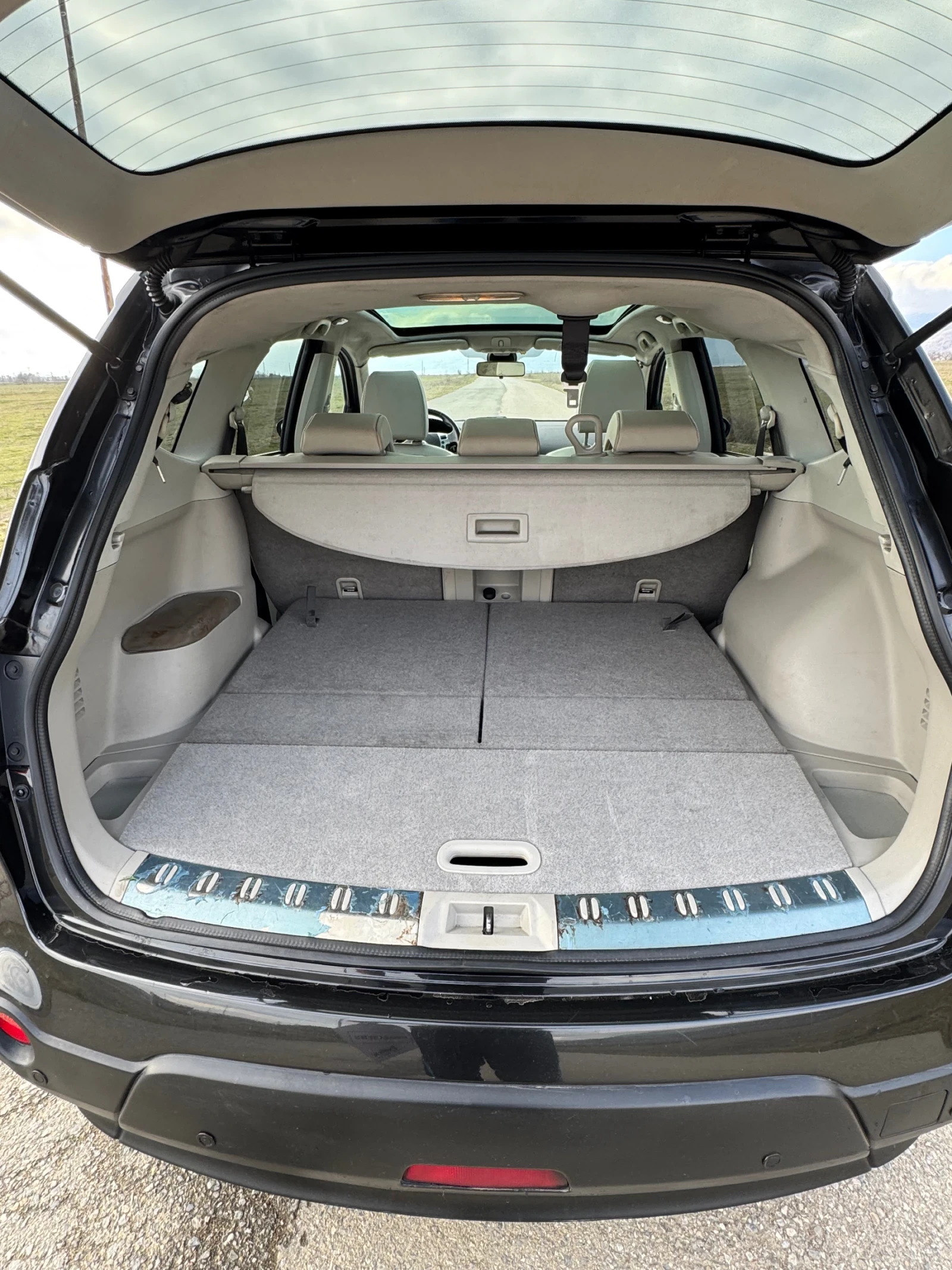 Nissan Qashqai Nissan Qashqai + 2 2.0 4�4 ��� 6+ 1����� ���� | Mobile.bg � ����������� 10