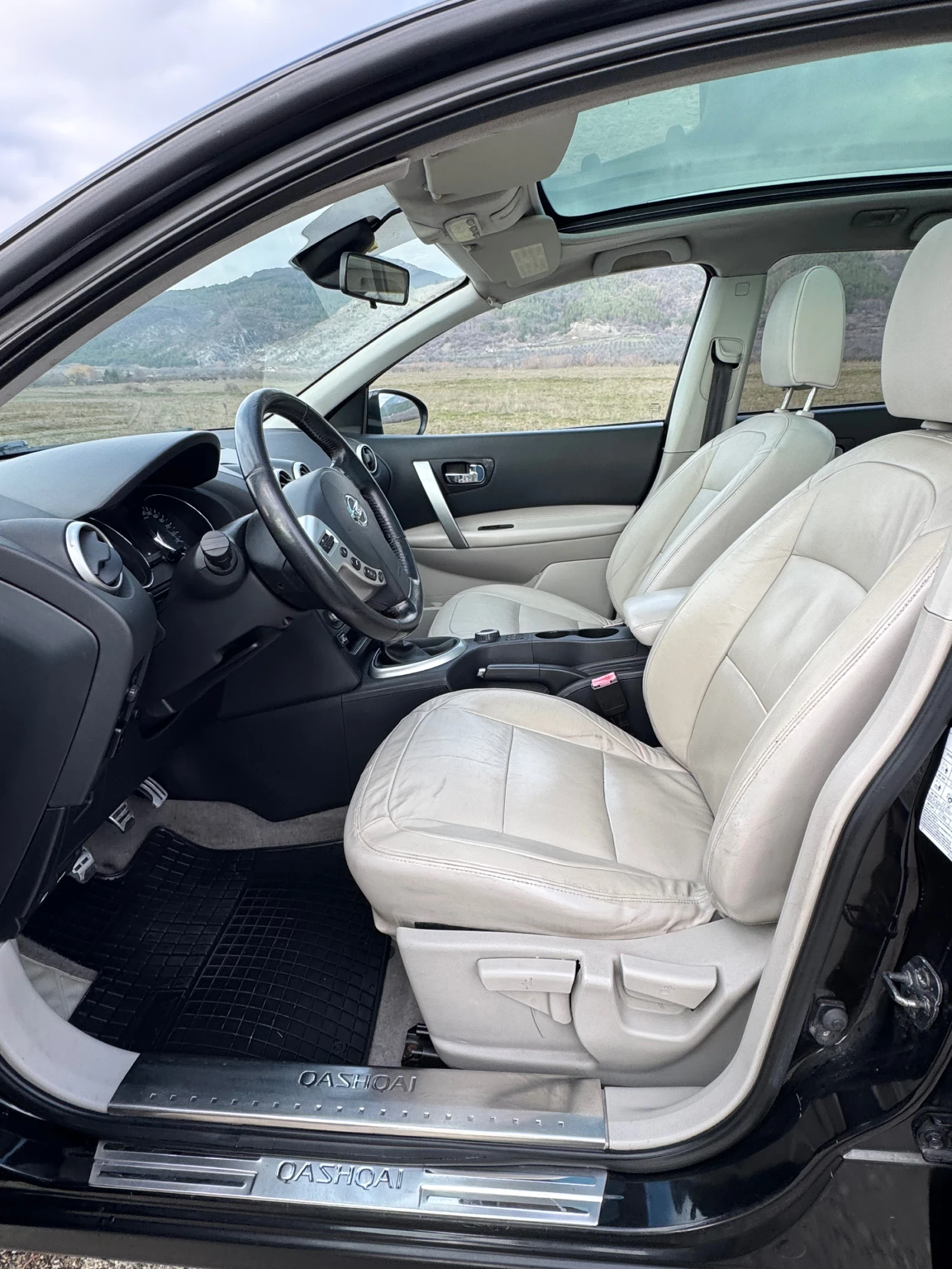 Nissan Qashqai Nissan Qashqai + 2 2.0 4�4 ��� 6+ 1����� ���� | Mobile.bg � ����������� 5