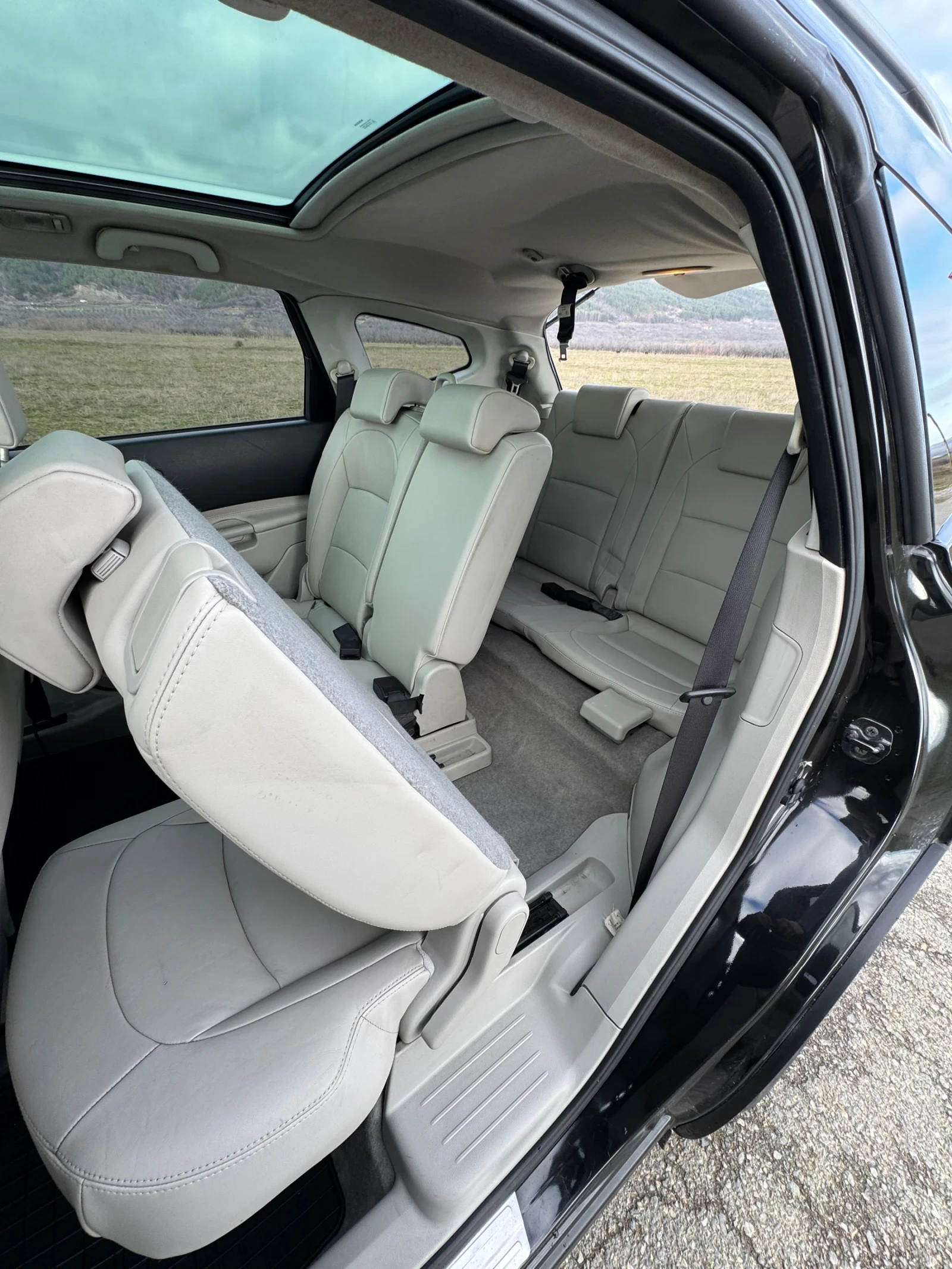 Nissan Qashqai Nissan Qashqai + 2 2.0 4�4 ��� 6+ 1����� ���� | Mobile.bg � ����������� 9