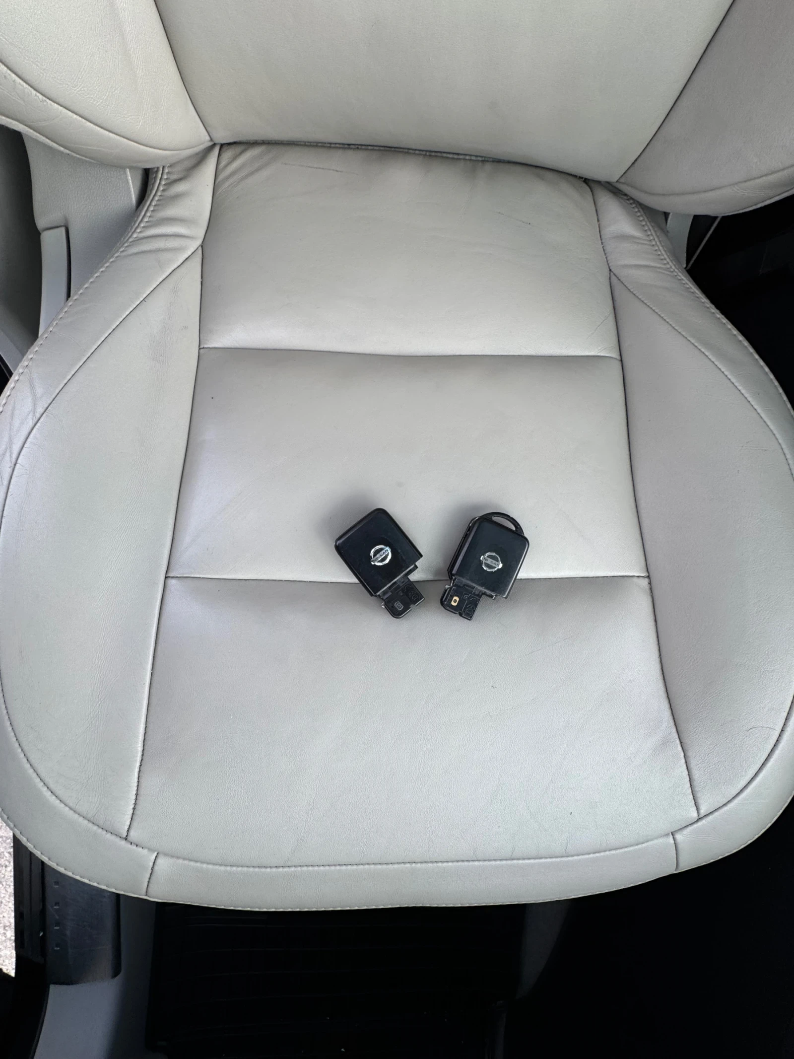 Nissan Qashqai Nissan Qashqai + 2 2.0 4�4 ��� 6+ 1����� ���� | Mobile.bg � ����������� 14