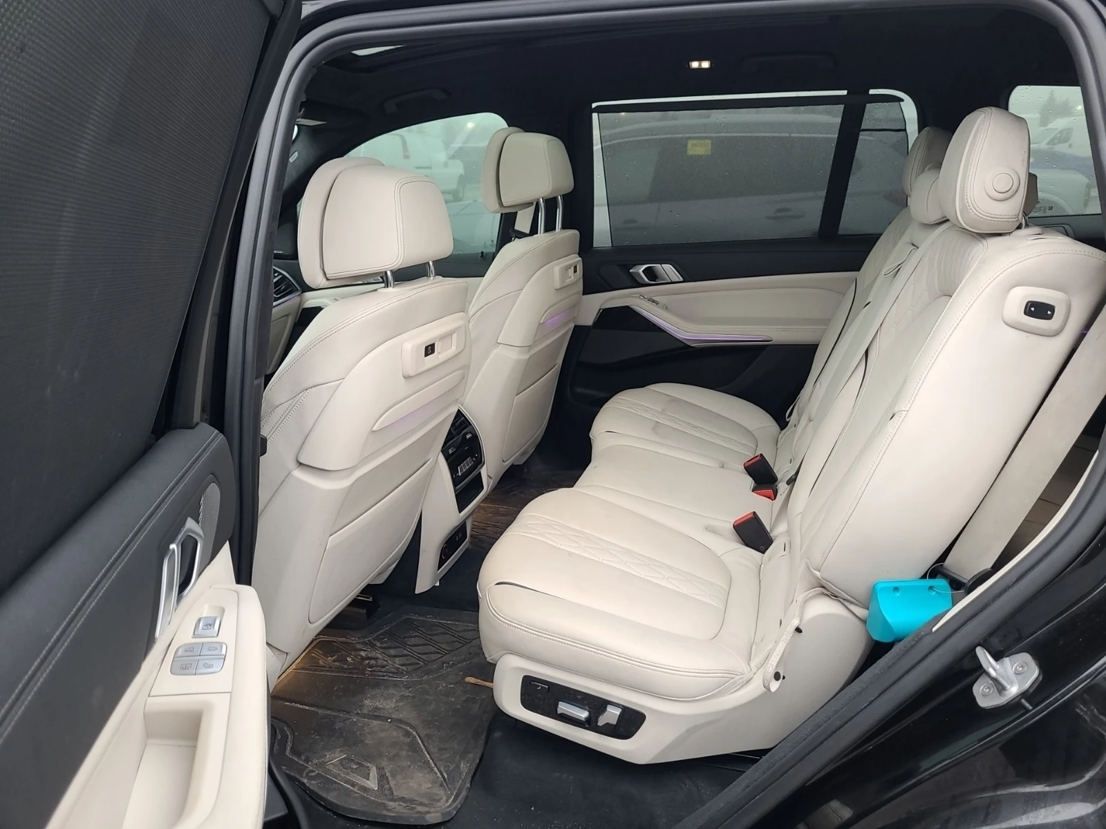 BMW X7 40i * * 7 МЕСТА * * CARFAX * * АВТО КРЕДИТ * * , снимка 10 - Автомобили и джипове - 53961946