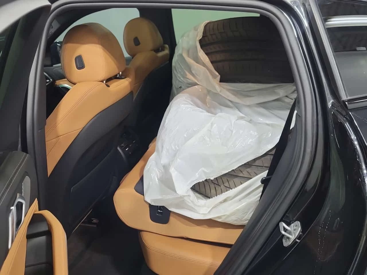 BMW X6 * XDRIVE40I * CARFAX * DISTRONIC *  | Mobile.bg � ����������� 12