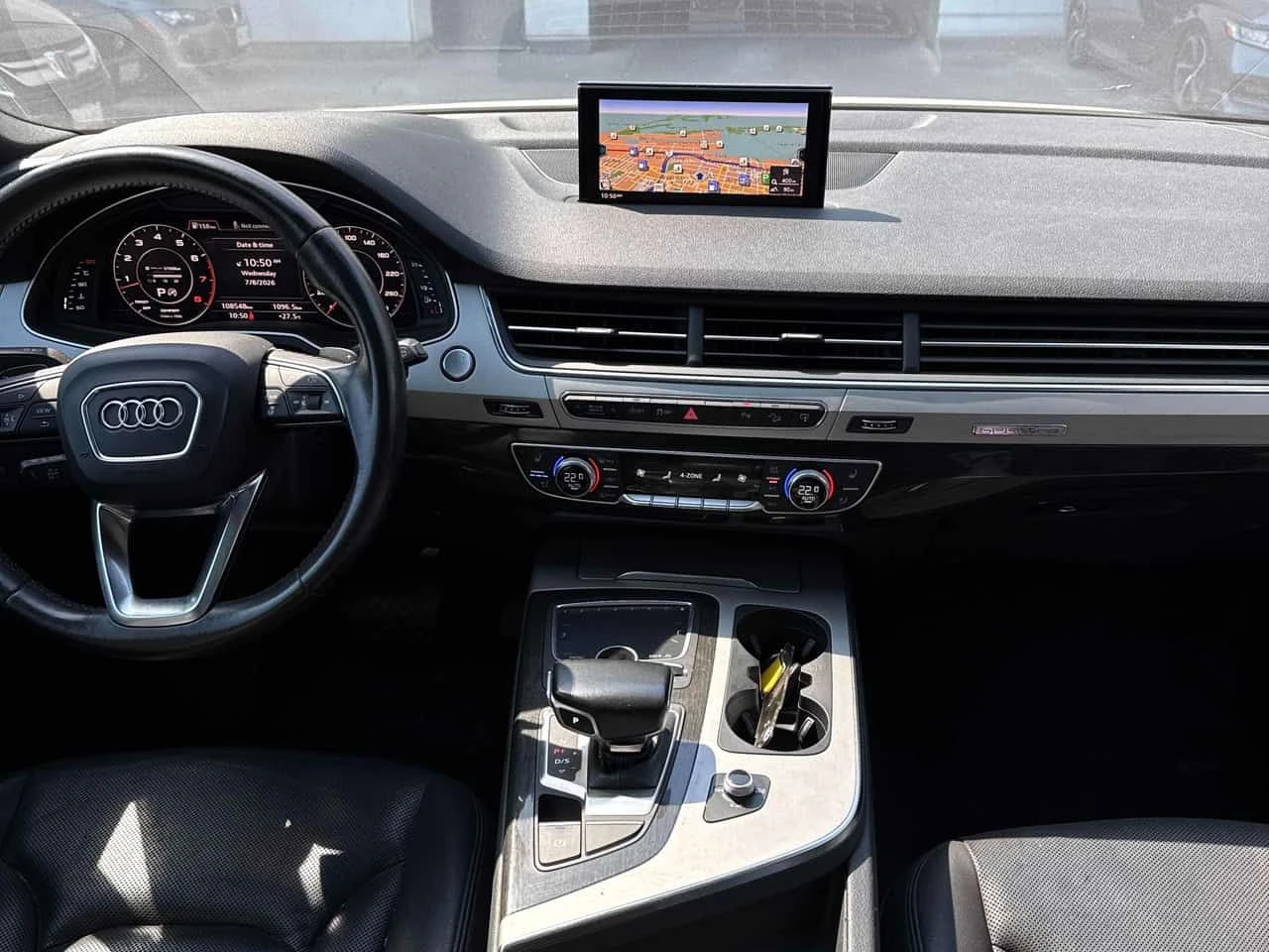 Audi Q7 * 3.0T Progressiv* АВТОКРЕДИТ БЕЗ ПЪРВОНАЧАЛНА * , снимка 9 - Автомобили и джипове - 55680246