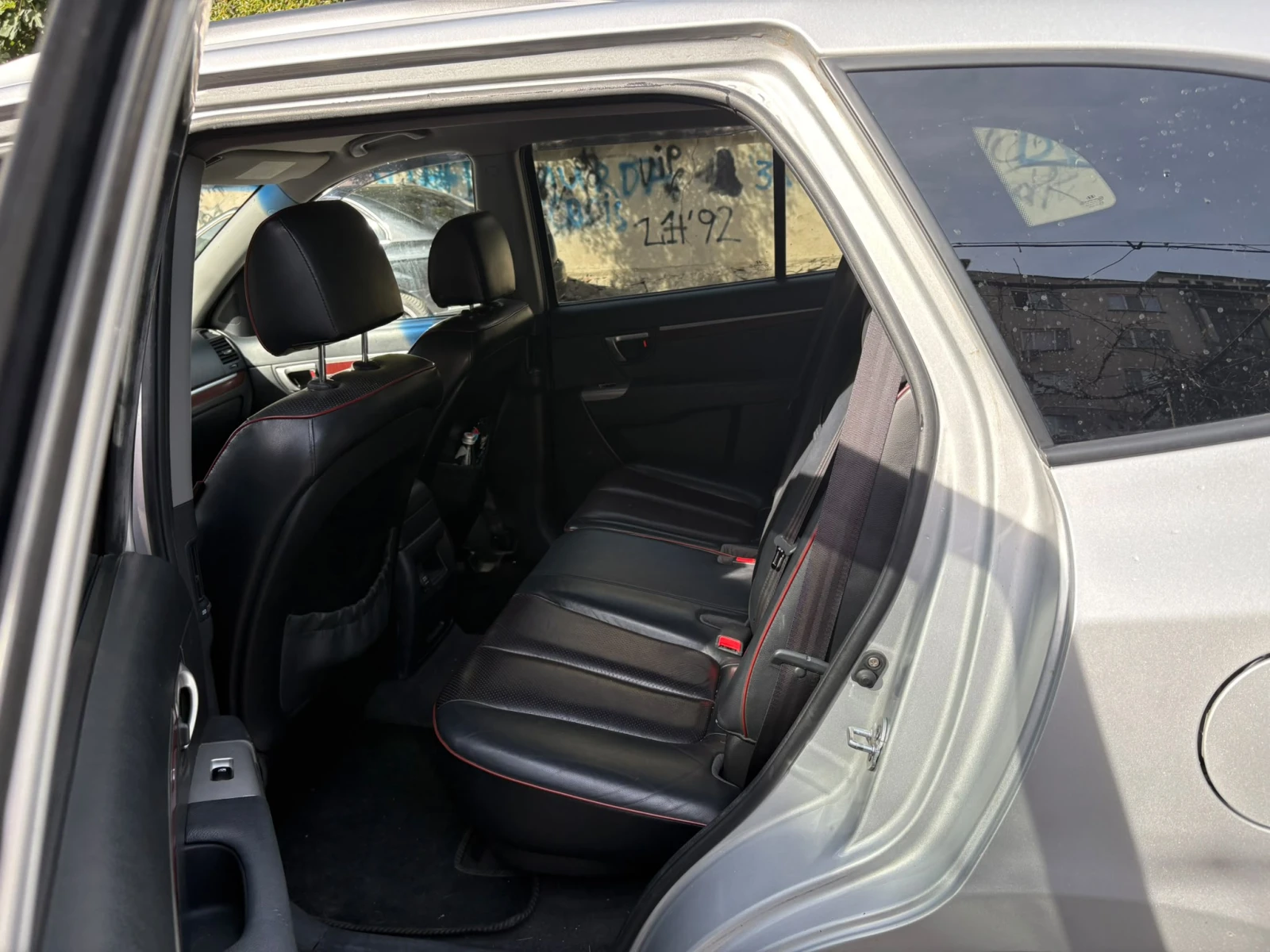 Hyundai Santa fe 2.2 Diesel, снимка 6 - Автомобили и джипове - 56433805