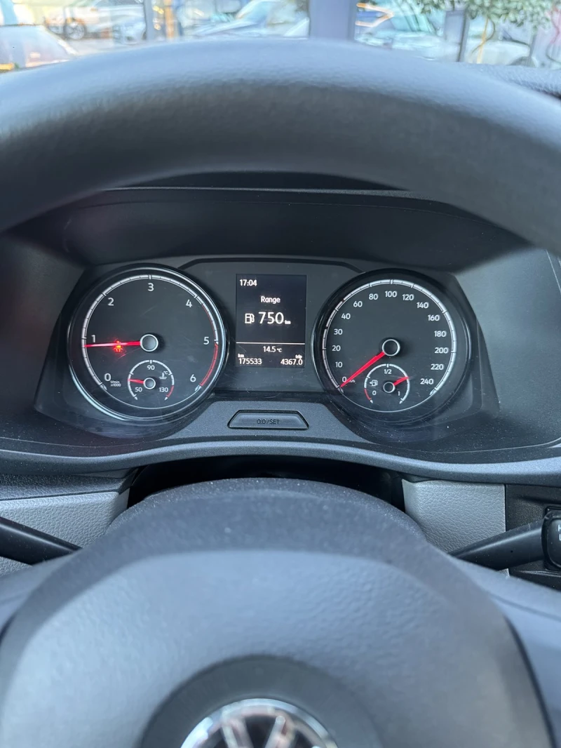 VW Transporter, снимка 13 - Бусове и автобуси - 50531436