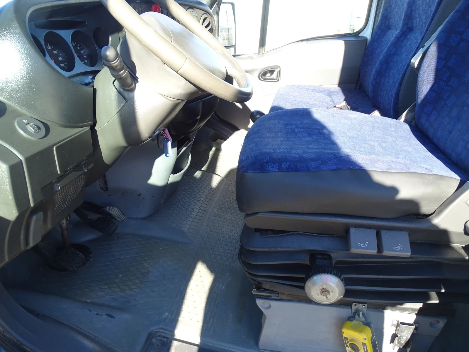 Iveco Daily 35C14 3.0HPI  . * * 7- | Mobile.bg   13