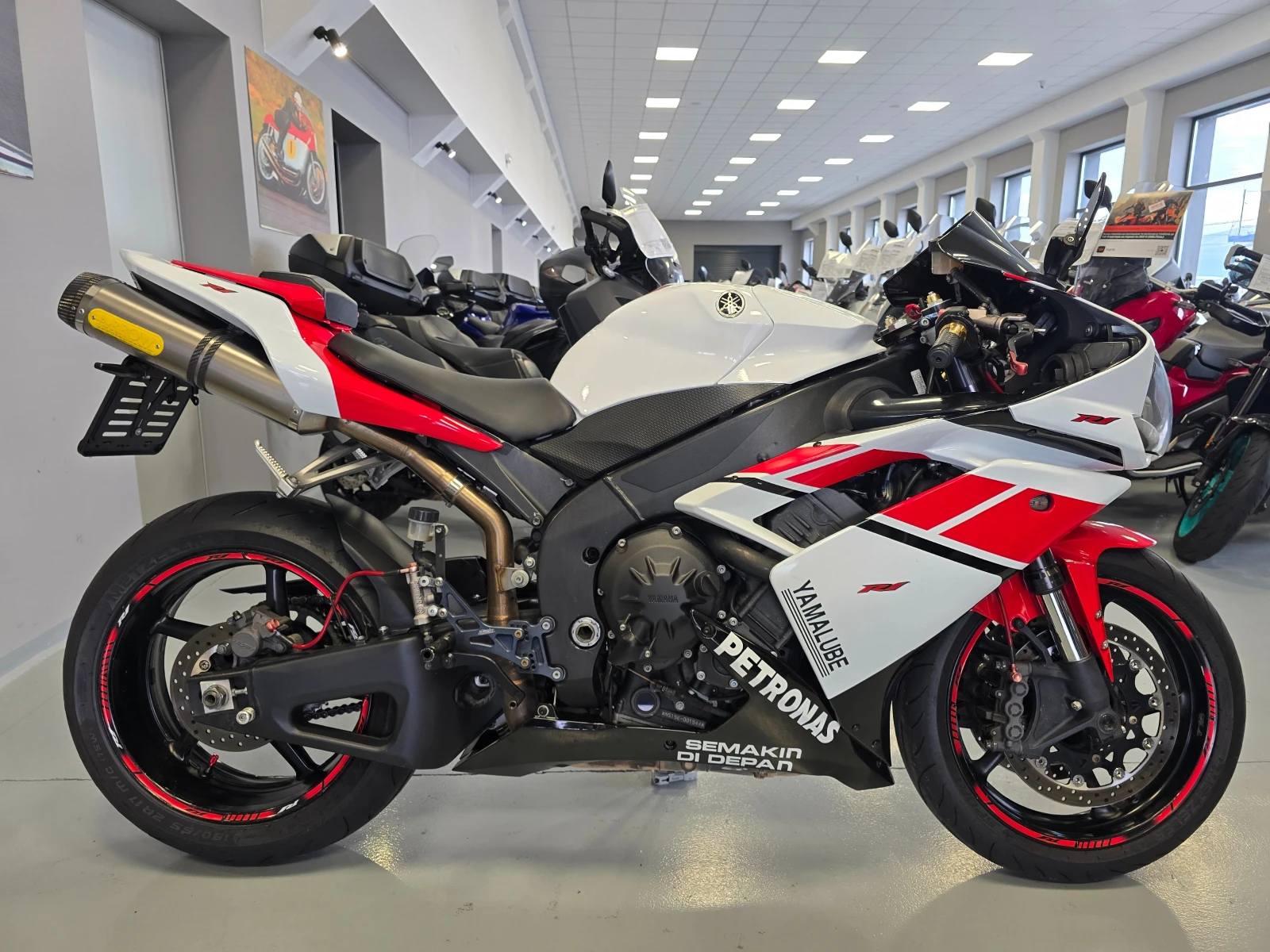 Yamaha YZF-R1 1000ie, 190к.с., 2008г., снимка 3 - Мотоциклети и мототехника - 54109296