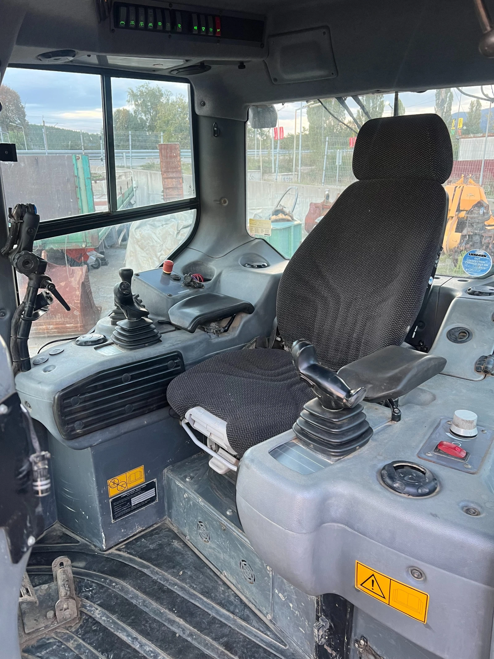  LIEBHERR PR 736 LGP | Mobile.bg   15