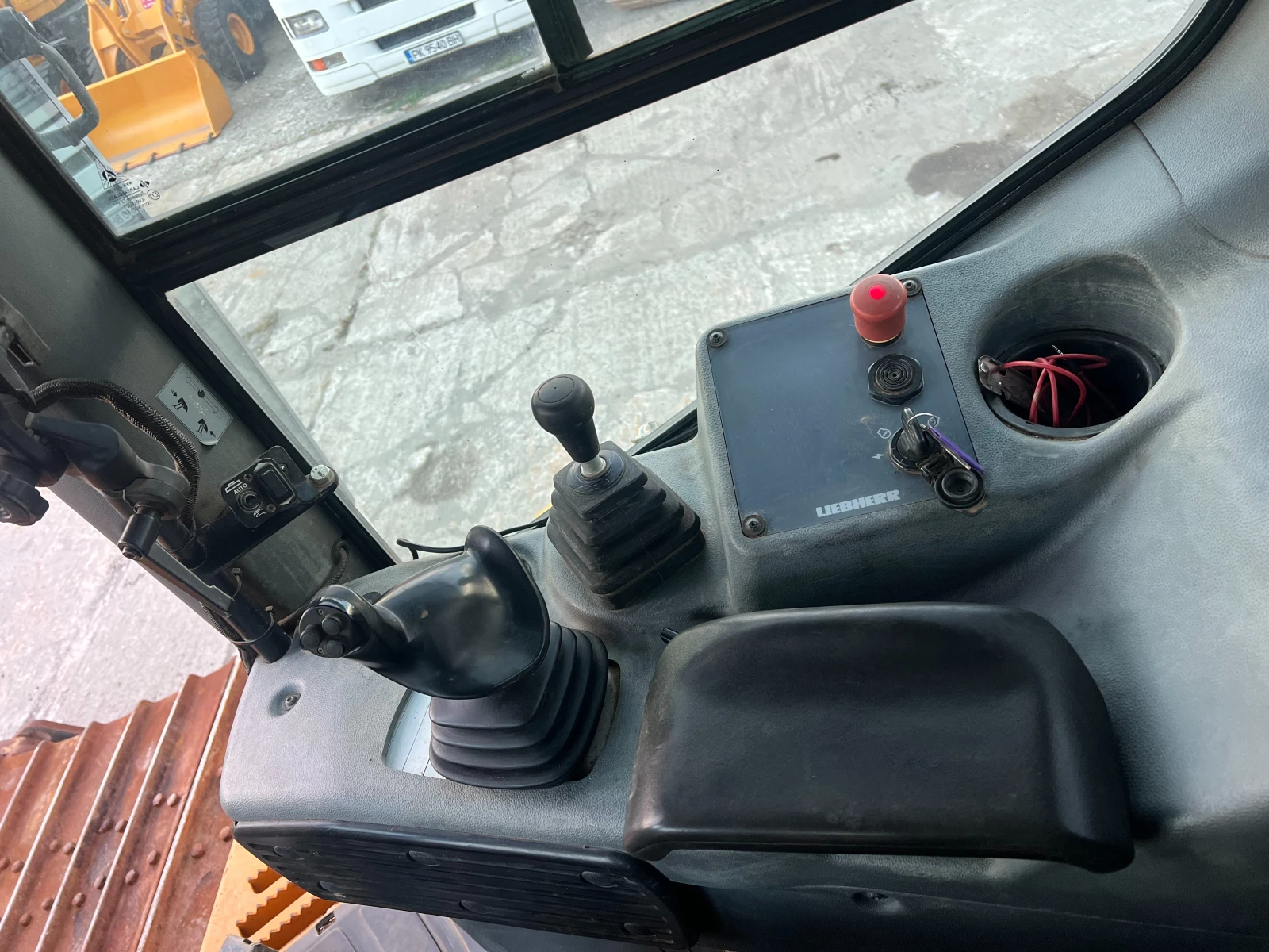  LIEBHERR PR 736 LGP | Mobile.bg   13