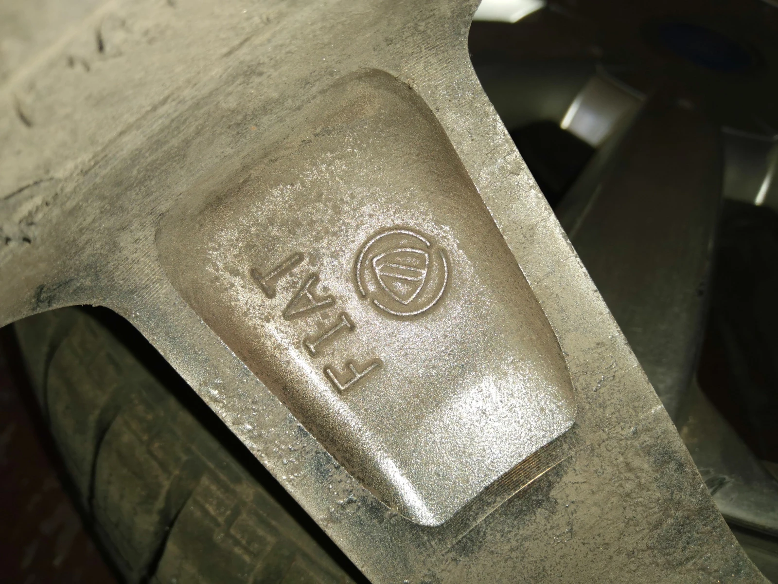 ���� � ������ 225/45R18 �� Fiat Croma | Mobile.bg � ����������� 8