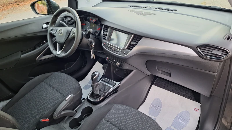 Opel Crossland X 1.2I Euro6B, снимка 13 - Автомобили и джипове - 52383529
