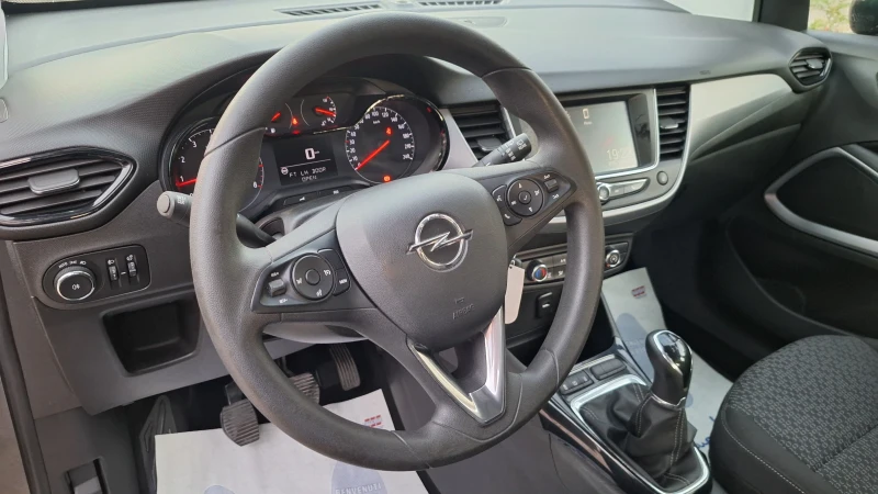 Opel Crossland X 1.2I Euro6B, снимка 12 - Автомобили и джипове - 52383529
