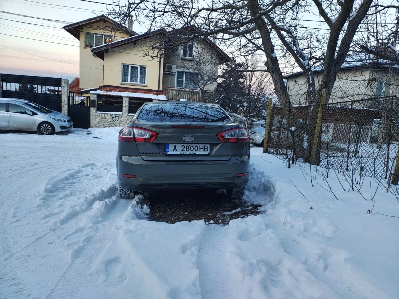 Ford Mondeo Седан , снимка 9 - Автомобили и джипове - 49212508