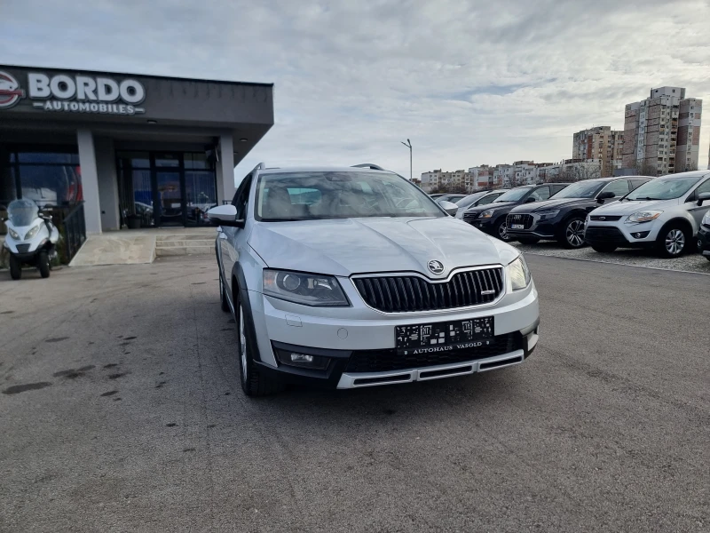 Skoda Octavia 2.0TDI SCOUT, снимка 9 - Автомобили и джипове - 52723704