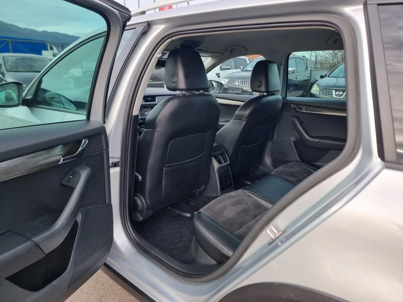 Skoda Octavia 2.0TDI SCOUT, снимка 11 - Автомобили и джипове - 52723704