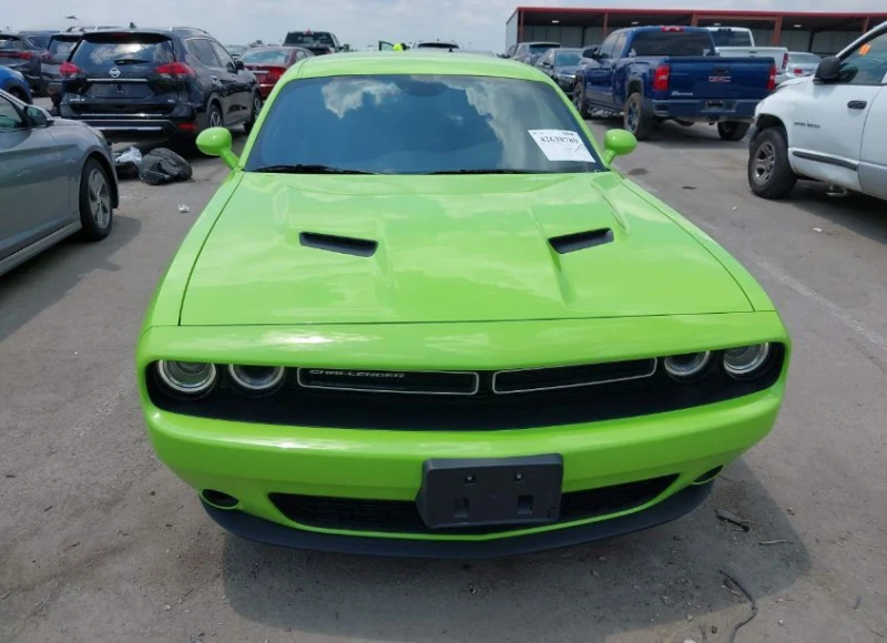 Dodge Challenger, снимка 12 - Автомобили и джипове - 53094408