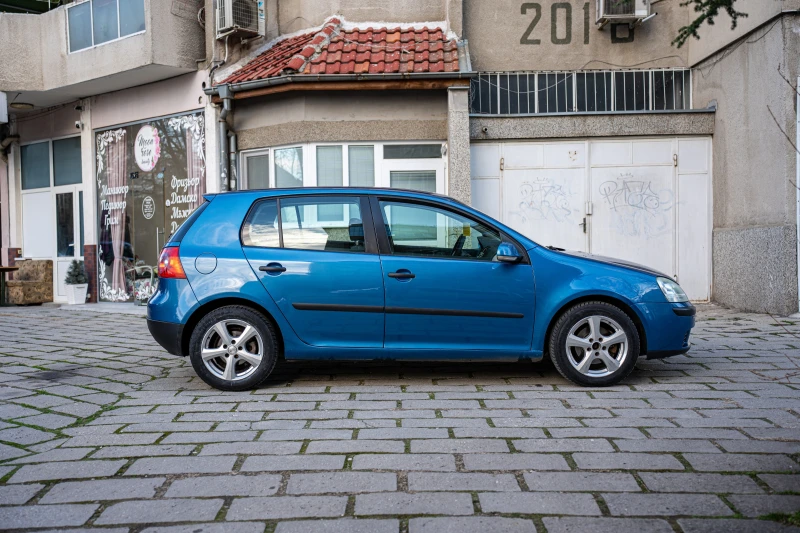 VW Golf 5 1.9 TDI, снимка 4 - Автомобили и джипове - 53097605