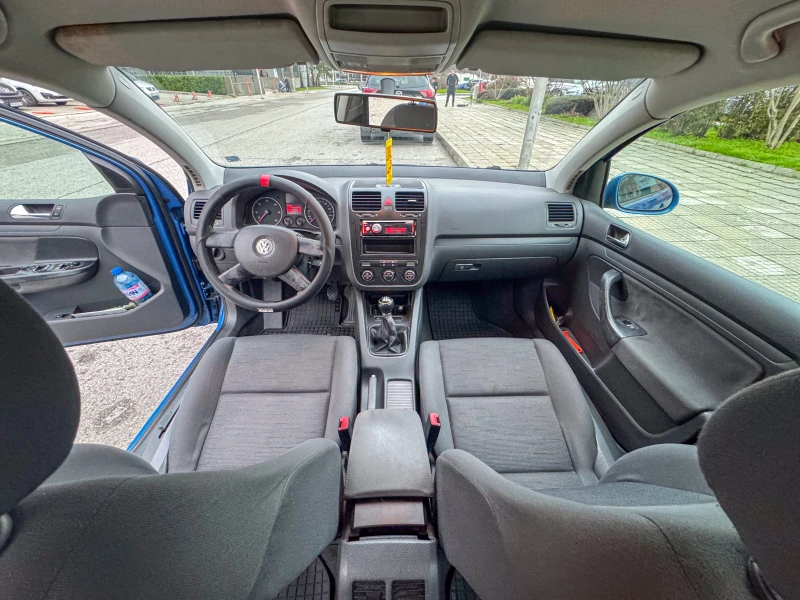 VW Golf 5 1.9 TDI, снимка 12 - Автомобили и джипове - 53097605