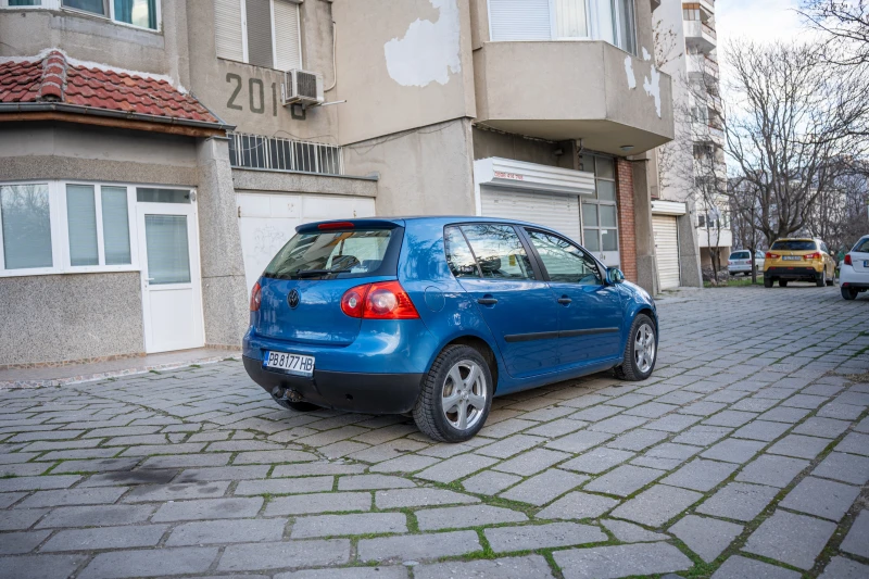 VW Golf 5 1.9 TDI, снимка 8 - Автомобили и джипове - 53097605