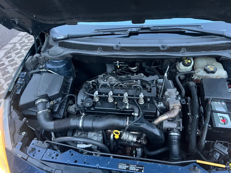 Opel Astra, снимка 12 - Автомобили и джипове - 53342709