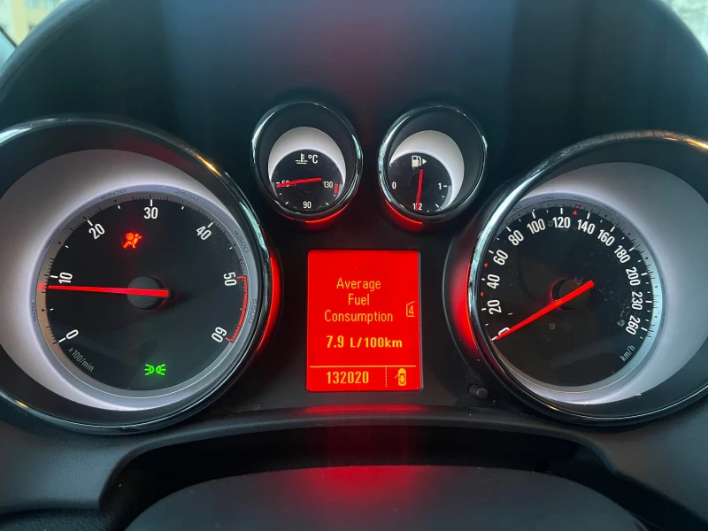 Opel Astra, снимка 9 - Автомобили и джипове - 53342709