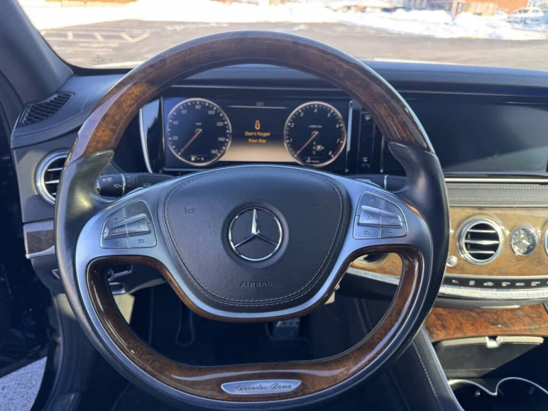 Mercedes-Benz S 550 Mercedes-Benz* S-Class* S 550* АвтоКредит* (ЦЕНА Д, снимка 8 - Автомобили и джипове - 53361777