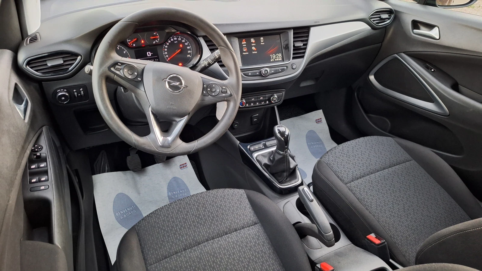 Opel Crossland X 1.2I Euro6B | Mobile.bg   11