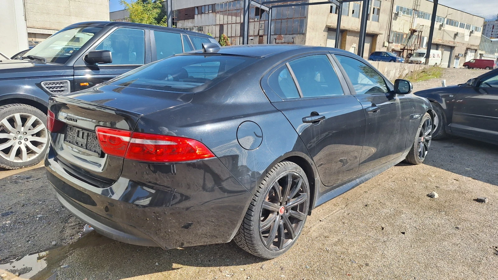 Jaguar XE R SPORT  - изображение 3