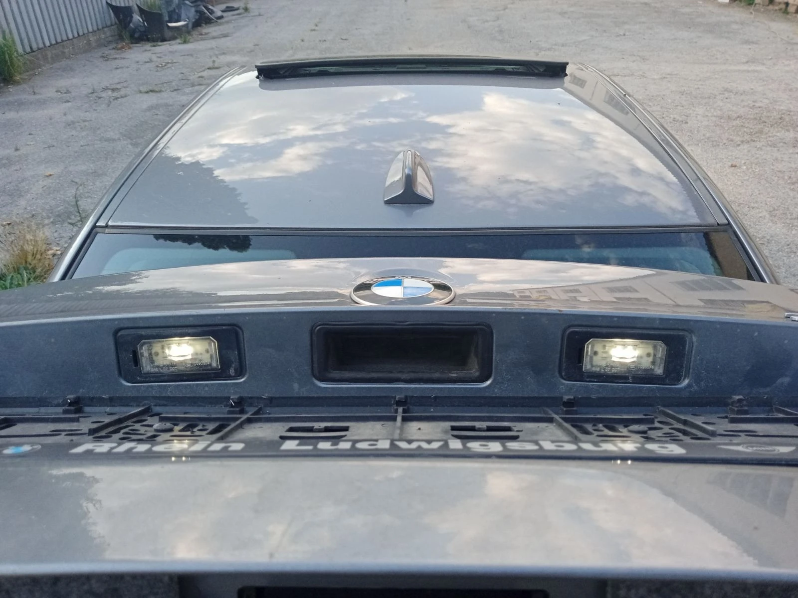 BMW 318   LCI | Mobile.bg   12