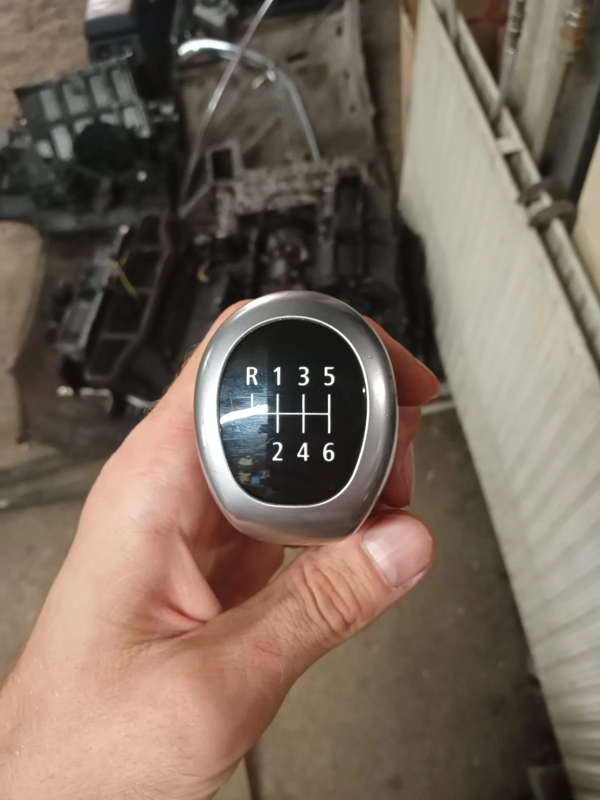 BMW 318   LCI | Mobile.bg   13