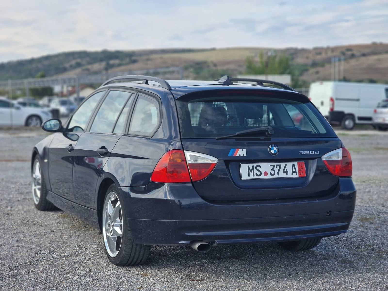 BMW 320 2.0 - изображение 5