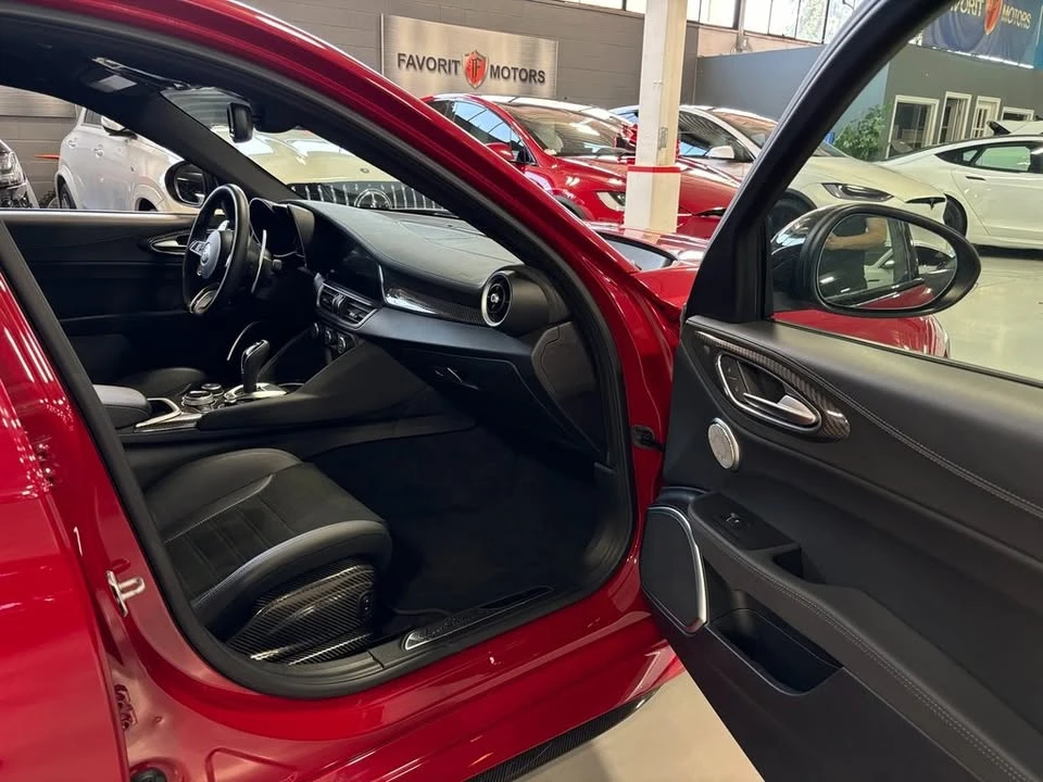 Alfa Romeo Giulia * Quadrifoglio* * HeadUp* * АвтоКредит* (ЦЕНА ДО Б - изображение 7