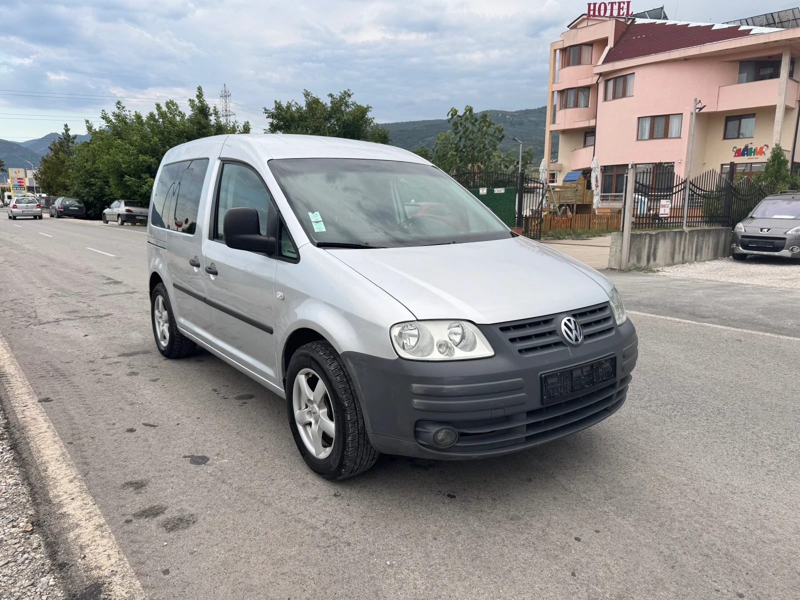 VW Caddy 1.9 TDI - изображение 2
