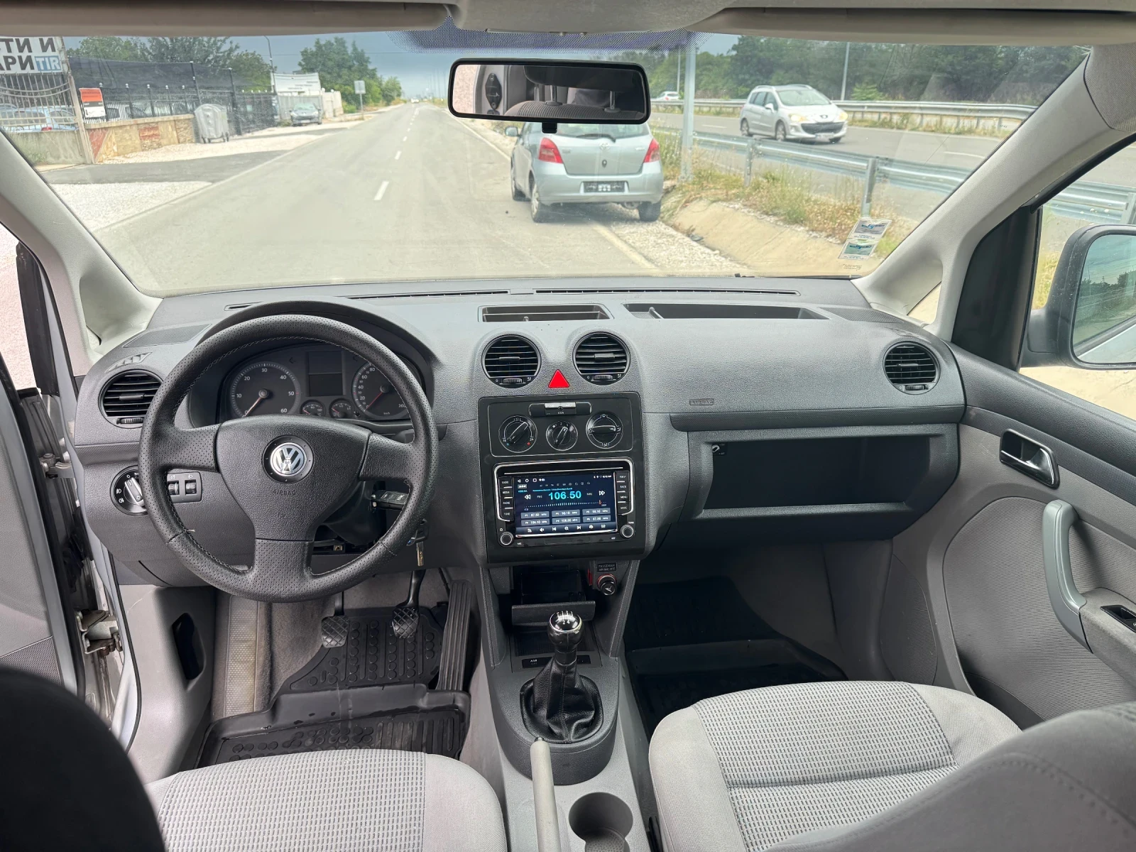 VW Caddy 1.9 TDI - изображение 6