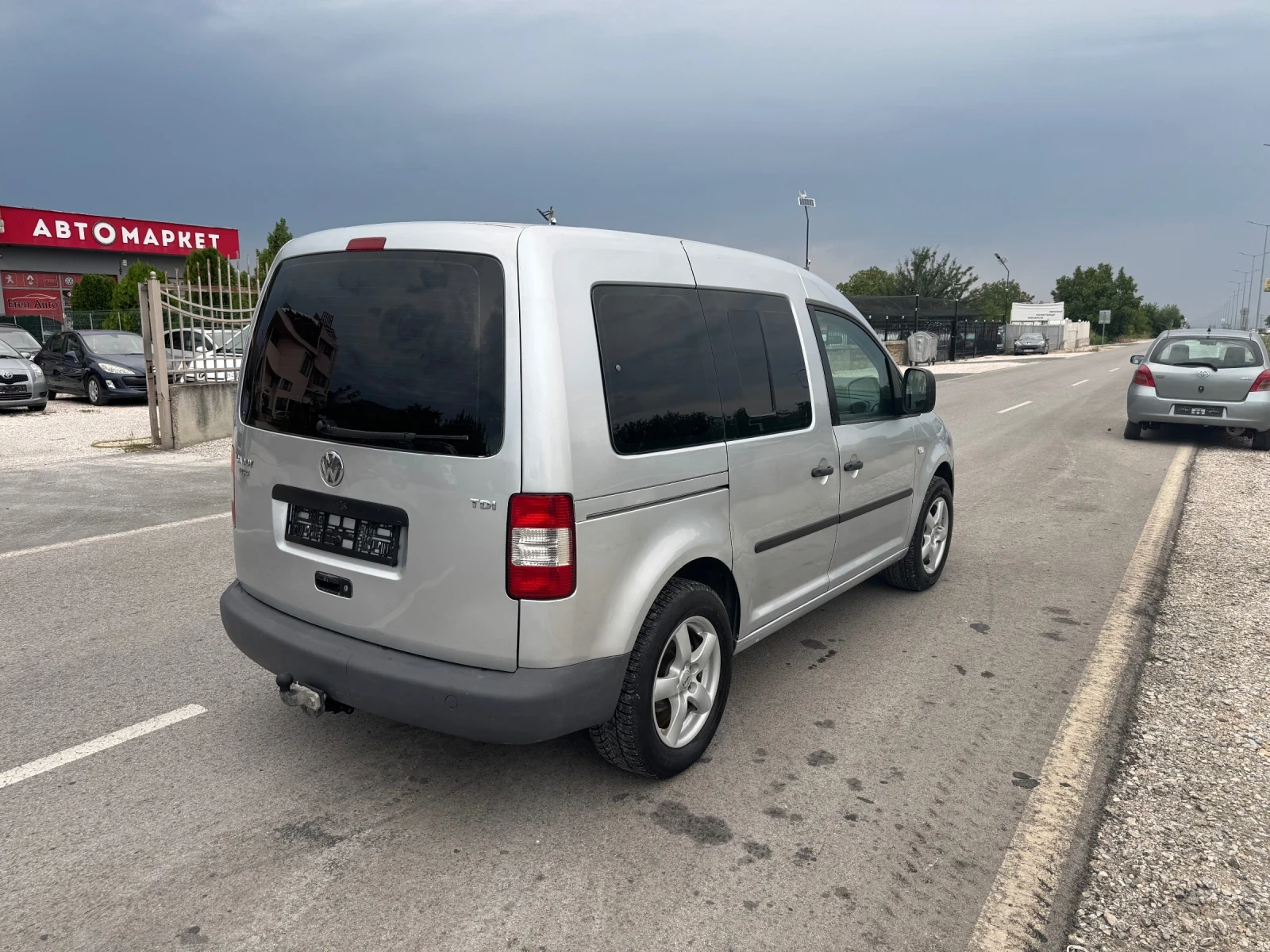 VW Caddy 1.9 TDI - изображение 4